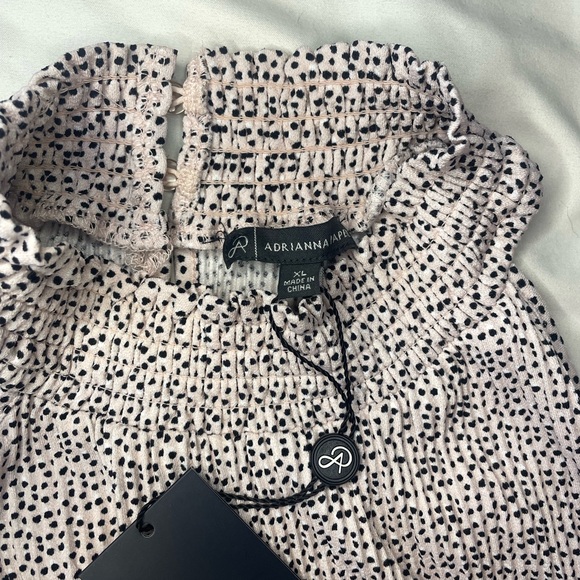 *NWT* Adrianna Papell Light Pink and Black Halter Blouse - Picture 5 of 5